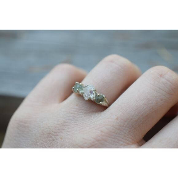 Natural Sapphire Ring, raw sapphire ring, unique sapphire ring, raw gem ring, - Picture 5 of 5